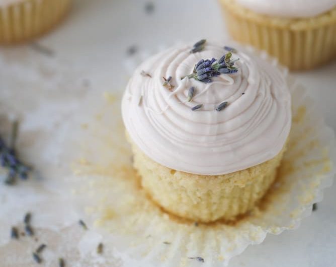 Elizabethan Lavender Cake